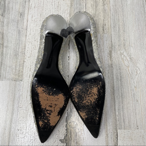 Stuart Weitzman silver mesh lace heels 7.5M (fits like 7) - Picture 10 of 13